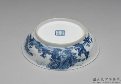 图片[3]-Dish with blue landscape in falangcai painted enamels, Qing dynasty, Yongzheng reign 1723-1735-China Archive